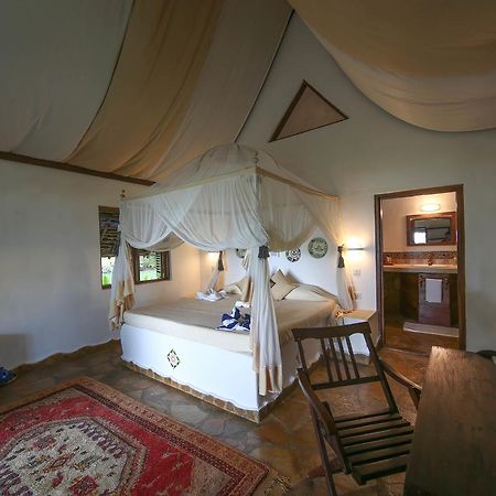 Kinasi Lodge Utende 外观 照片