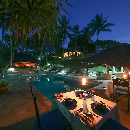Kinasi Lodge Utende 外观 照片