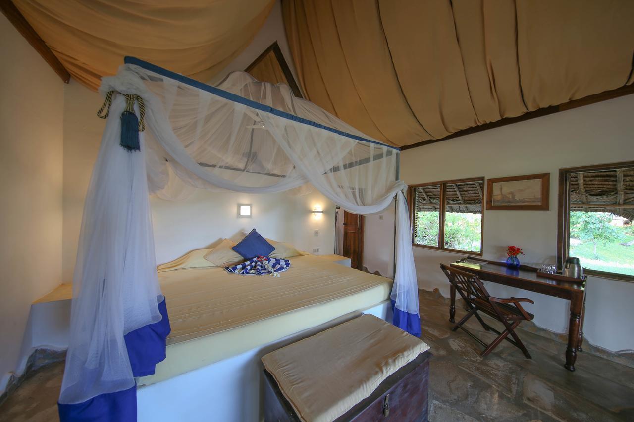 Kinasi Lodge Utende 外观 照片