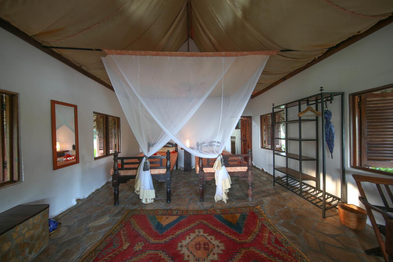 Kinasi Lodge Utende 外观 照片