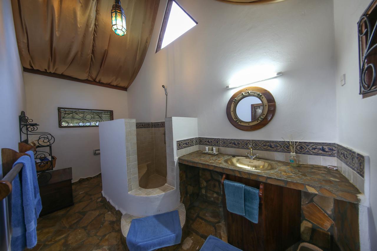 Kinasi Lodge Utende 外观 照片