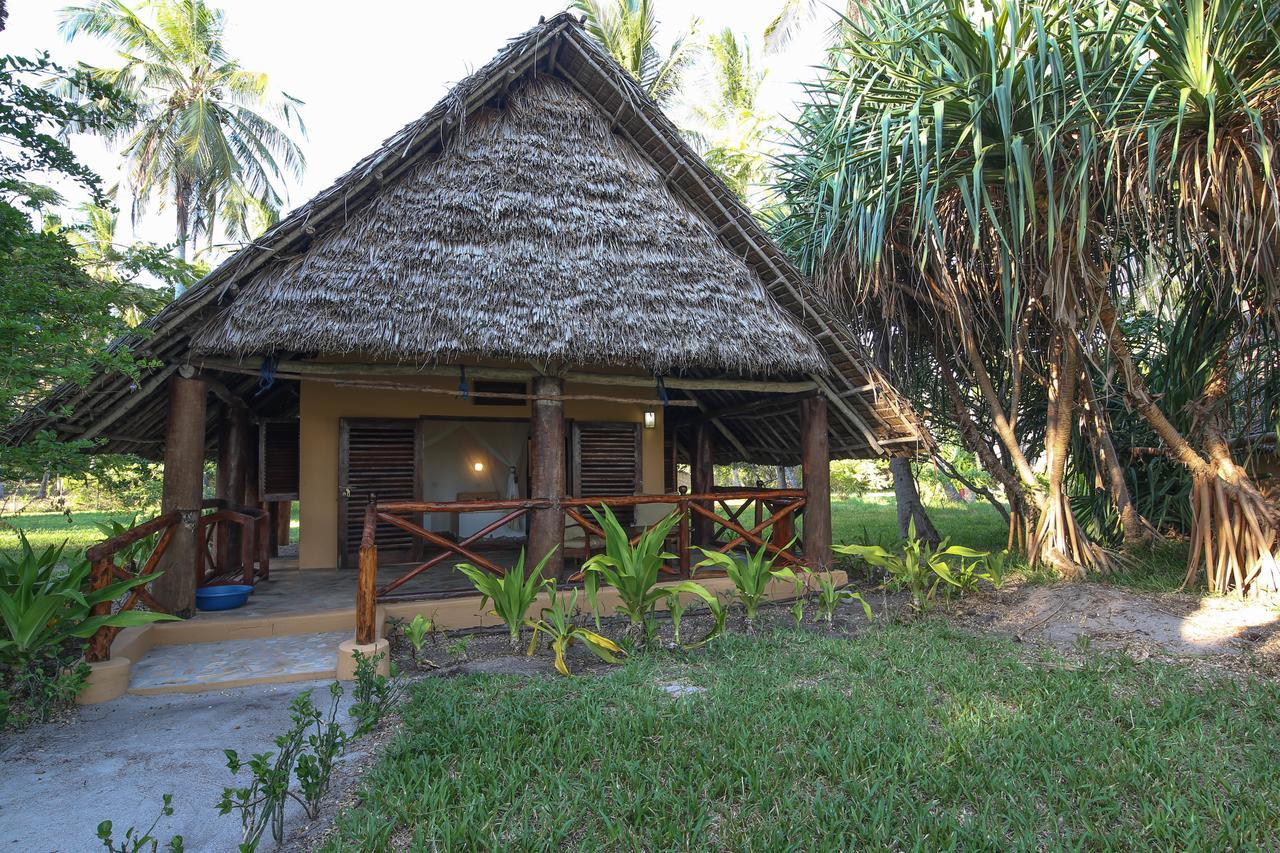 Kinasi Lodge Utende 外观 照片