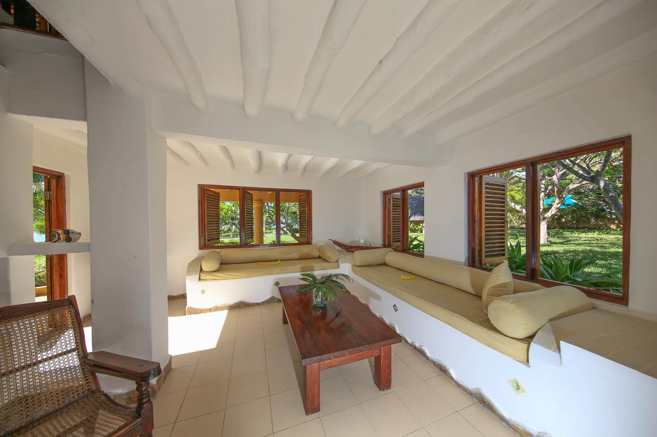 Kinasi Lodge Utende 外观 照片