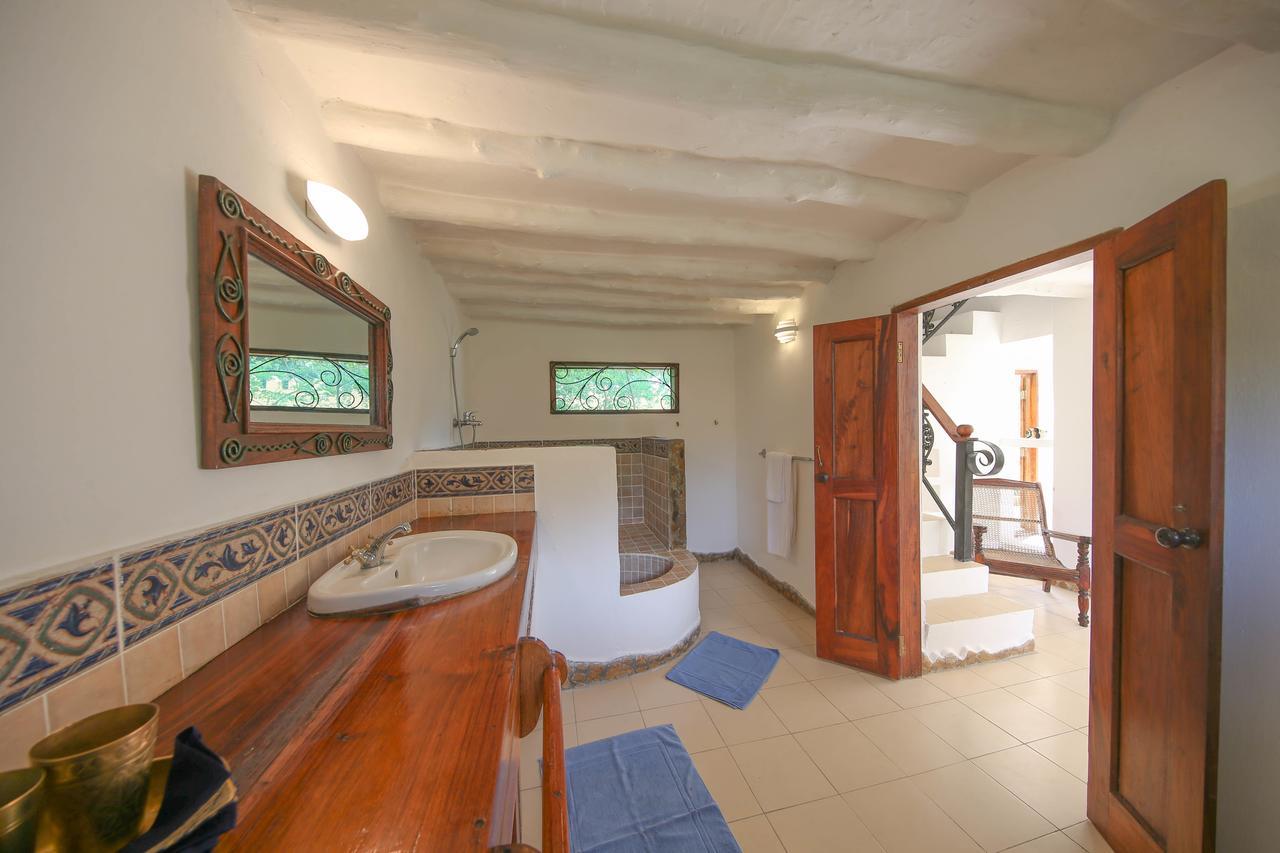 Kinasi Lodge Utende 外观 照片