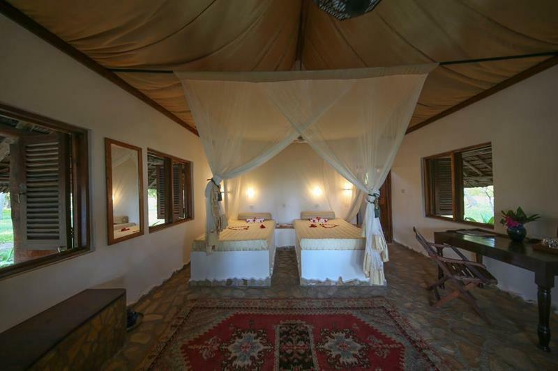 Kinasi Lodge Utende 外观 照片